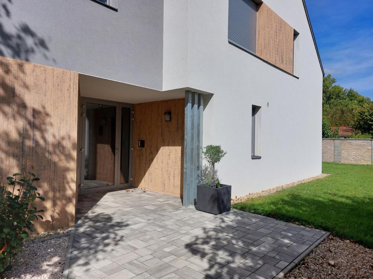 Linden Apartman 106 - Adults Only *